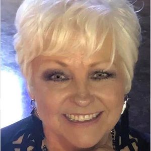 Meet your Posher, Debra